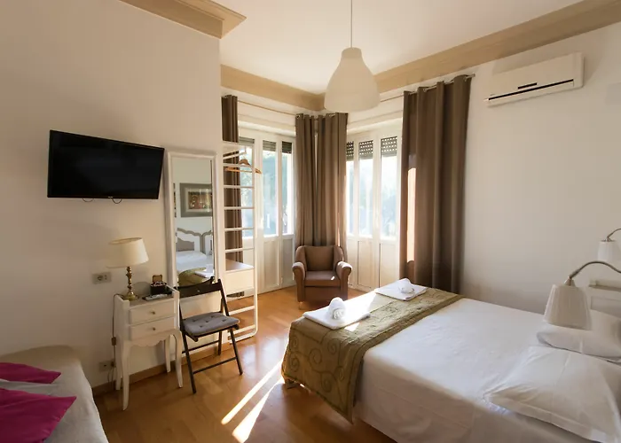 Le Suites Di Tevere Home